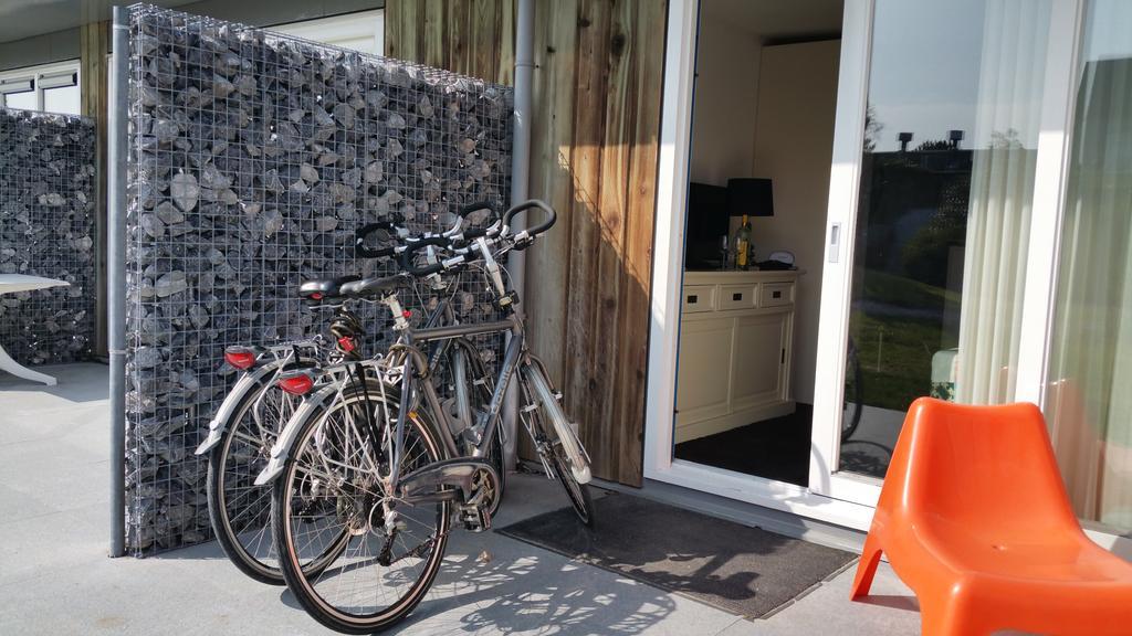 Zeeduin, Met Zonnig Terras - Volledige Keuken- Resort Amelander Kaap, Incl Verwarmd Hotel-Zwembad Nabij Dorp, Duinen En Strand Hollum  Exteriér fotografie